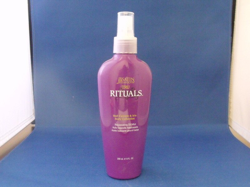 TRU RITUALS Enchanting Red Currant Oil Mist